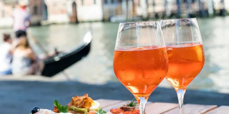 Spritz maison : la vraie recette vénitienne (et ses variantes)